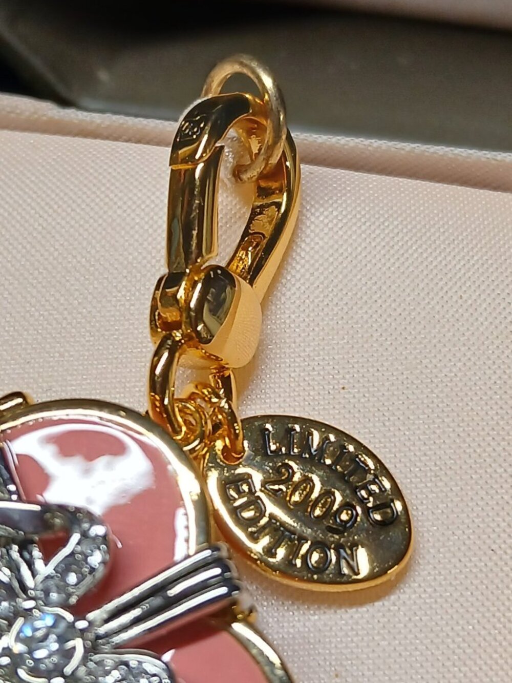 Juicy Couture Limited Edition 2009 Heart Candy Box Charm